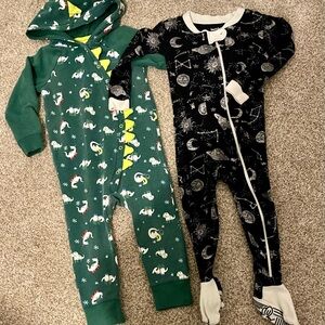 18 Month Boys Bundle / Burts Bees Organic Space / Cat & Jack Dinosaur